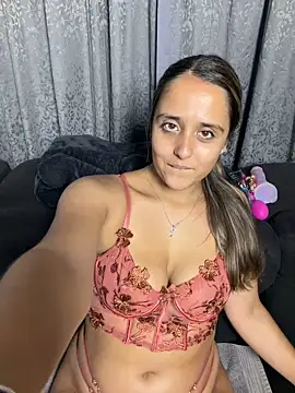 Snapshot of daddys_only_girl chatting on 02.08.26 daddys only girl online show from 02.08.26