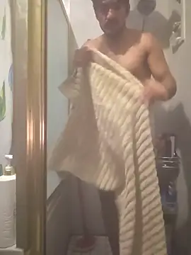 piggylatino online show from 11.22.25