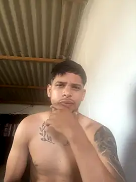 Snapshot of Purry_14 chatting on 11.26.25 Purry 14 online show from 11.26.25