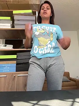 valeria absurdah online show from 12.03.25