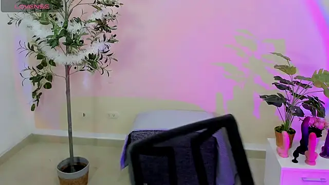 Snapshot of Stefany_carter chatting on 04.08.26 Stefany carter online show from 04.08.26