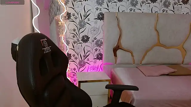 Joselyn tay online show from 03.21.26