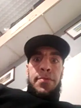 hotguy71000 online show from 12.02.25