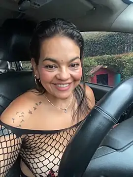 tasha velvet online show from 04.16.26