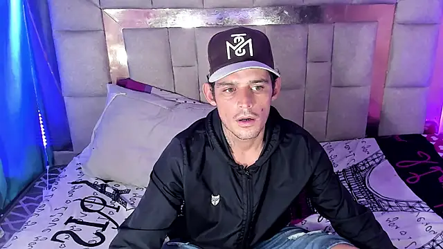 Sexybigjefffx online show from 11.13.25