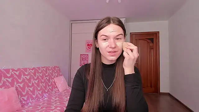 luna lust 212 online show from 04.21.26