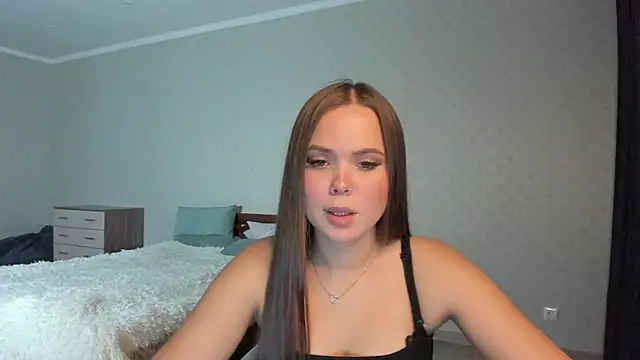 Kira love 81 online show from 11.22.25