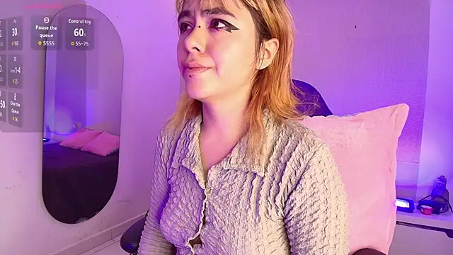 NinaSakura Eup online show from 12.18.25