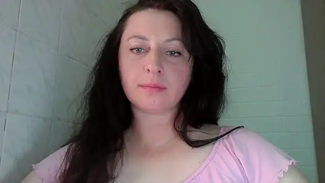 Snapshot of MelinaAx chatting on 06.24.26 MelinaAx online show from 06.24.26