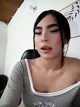 Irina Fernandez online show from 11.13.25