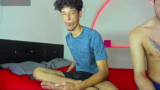 kaiborman00 online show from 04.13.26