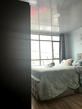 anna evans9 online show from 11.25.25