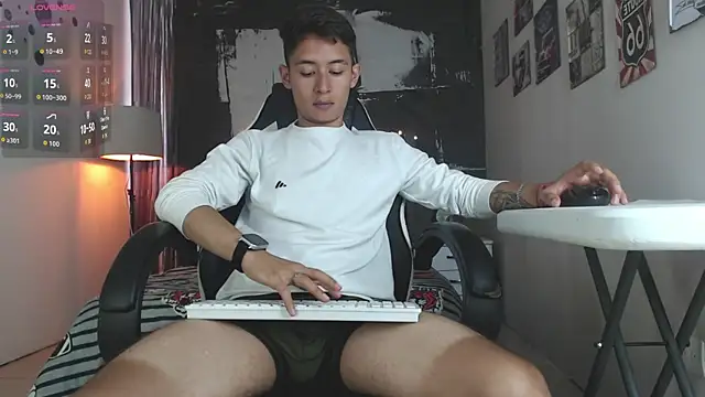 Angell01  online show from 11.14.25