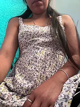 Snapshot of isha_sharma2002 chatting on 02.16.26 isha sharma2002 online show from 02.16.26