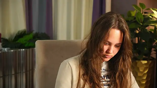 AlesiaTouhey online show from 11.17.25