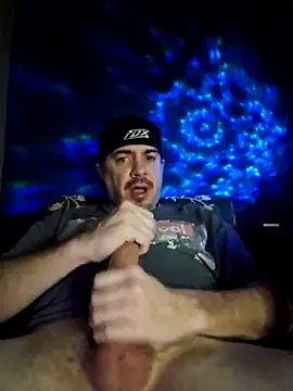 Snapshot of wilburydeznutz chatting on 02.03.26 wilburydeznutz online show from 02.03.26