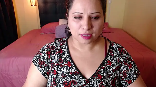 Snapshot of Catalinajane1 chatting on 05.26.26 Catalinajane1 online show from 05.26.26