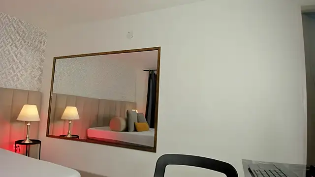 Sasha Wolff online show from 03.17.26