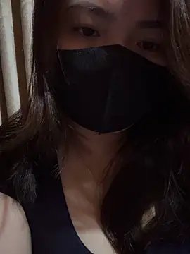 Thythy68 online show from 11.21.25