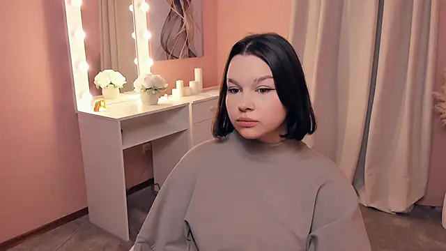 Snapshot of IrmgardBuzard chatting on 11.15.25 IrmgardBuzard online show from 11.15.25