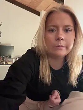 Sandraxoxox online show from 11.23.25