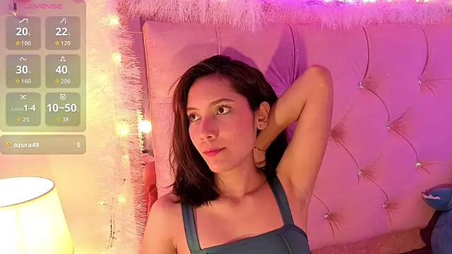 Snapshot of Darapresley777_ chatting on 12.04.25 Darapresley777 online show from 12.04.25