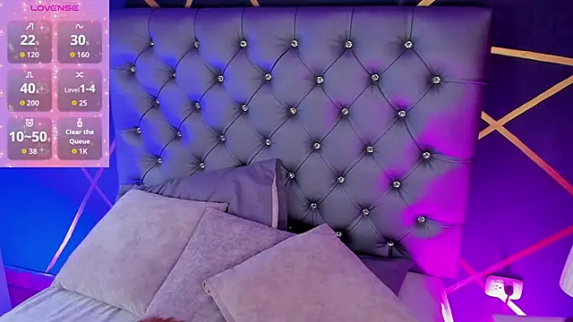 GabrielaSuarez  online show from 03.25.26