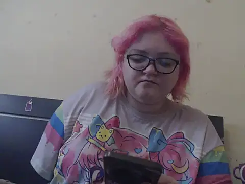 Snapshot of Aneris1718 chatting on 11.17.25 Aneris1718 online show from 11.17.25