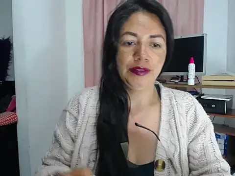 Snapshot of sasha_sexy1 chatting on 02.20.26 sasha sexy1 online show from 02.20.26