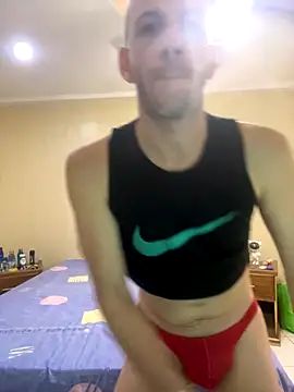 Snapshot of chicocubanoxl chatting on 11.28.25 chicocubanoxl online show from 11.28.25