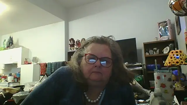 TiguhguhrsRose online show from 01.16.26