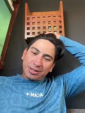 algila08 online show from 04.12.26