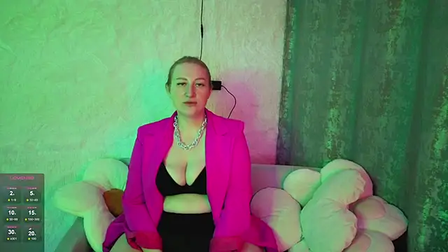 hornywood  online show from 11.19.25