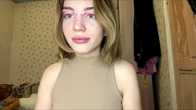 MelaineAytes online show from 11.18.25