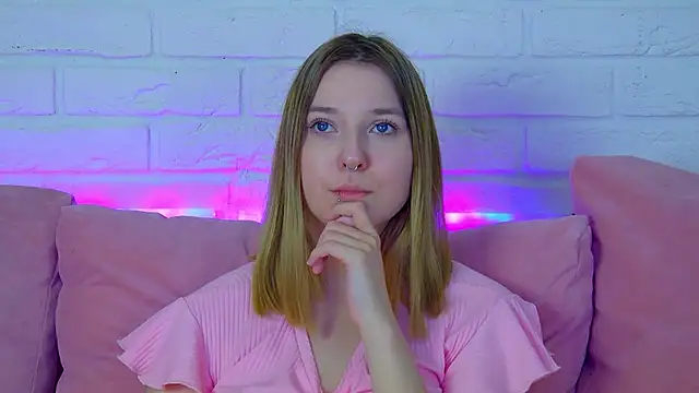 TinnaBurton online show from 03.19.26