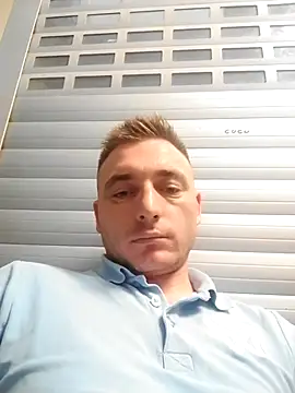 Snapshot of Argynt1992 chatting on 11.18.25 Argynt1992 online show from 11.18.25