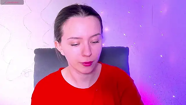 Snapshot of BellaVelure6767 chatting on 04.27.26 BellaVelure6767 online show from 04.27.26