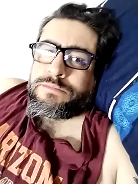 Snapshot of AurelioLpe17168 chatting on 11.19.25 AurelioLpe17168 online show from 11.19.25