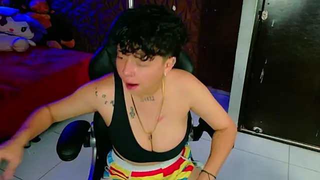 lunabustygirl online show from 02.15.26