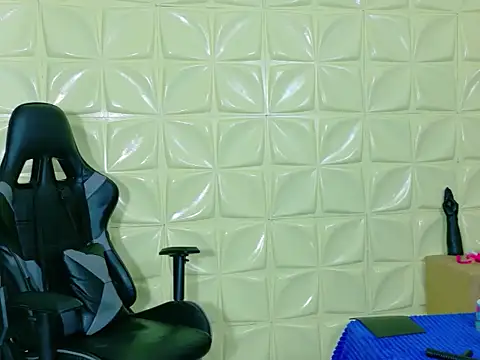 lunabustygirl online show from 02.26.26