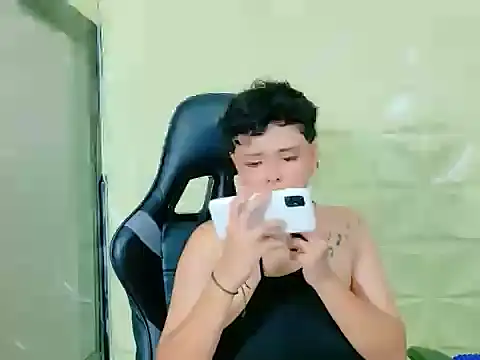 lunabustygirl online show from 02.28.26