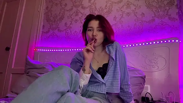 Snapshot of DanaeMccrory chatting on 11.16.25 DanaeMccrory online show from 11.16.25