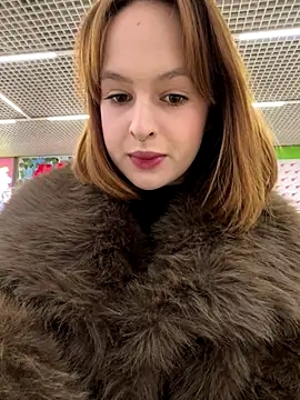 hani obsessed online show from 12.16.25