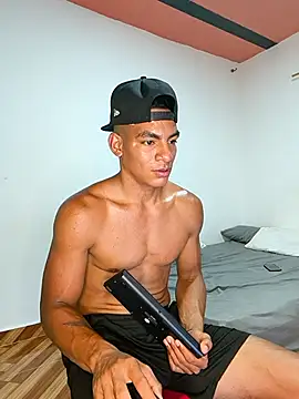 Snapshot of elnegro14 chatting on 11.26.25 elnegro14 online show from 11.26.25