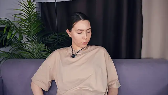 Snapshot of ChuBanda chatting on 11.19.25 ChuBanda online show from 11.19.25