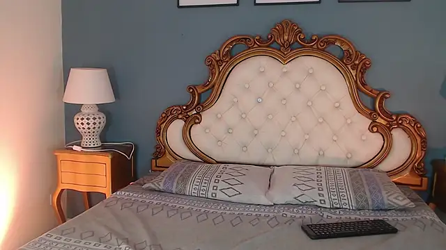 Samantha Bale online show from 12.21.25