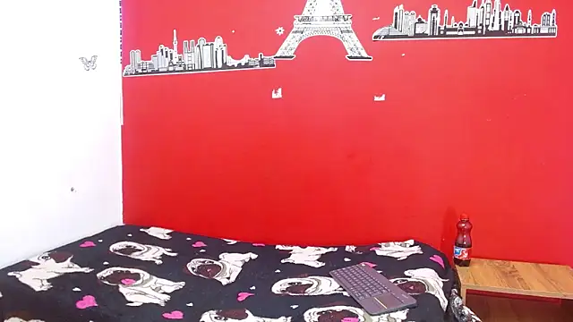 Snapshot of mateaharris303av chatting on 11.15.25 mateaharris303av online show from 11.15.25