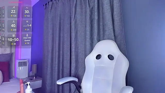 Snapshot of violeta_santanna chatting on 12.17.25 violeta santanna online show from 12.17.25