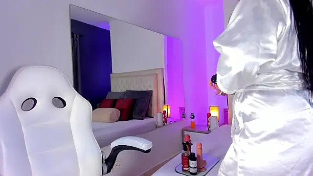 Snapshot of violeta_santanna chatting on 01.14.26 violeta santanna online show from 01.14.26