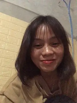 Trangbabylove online show from 12.18.25